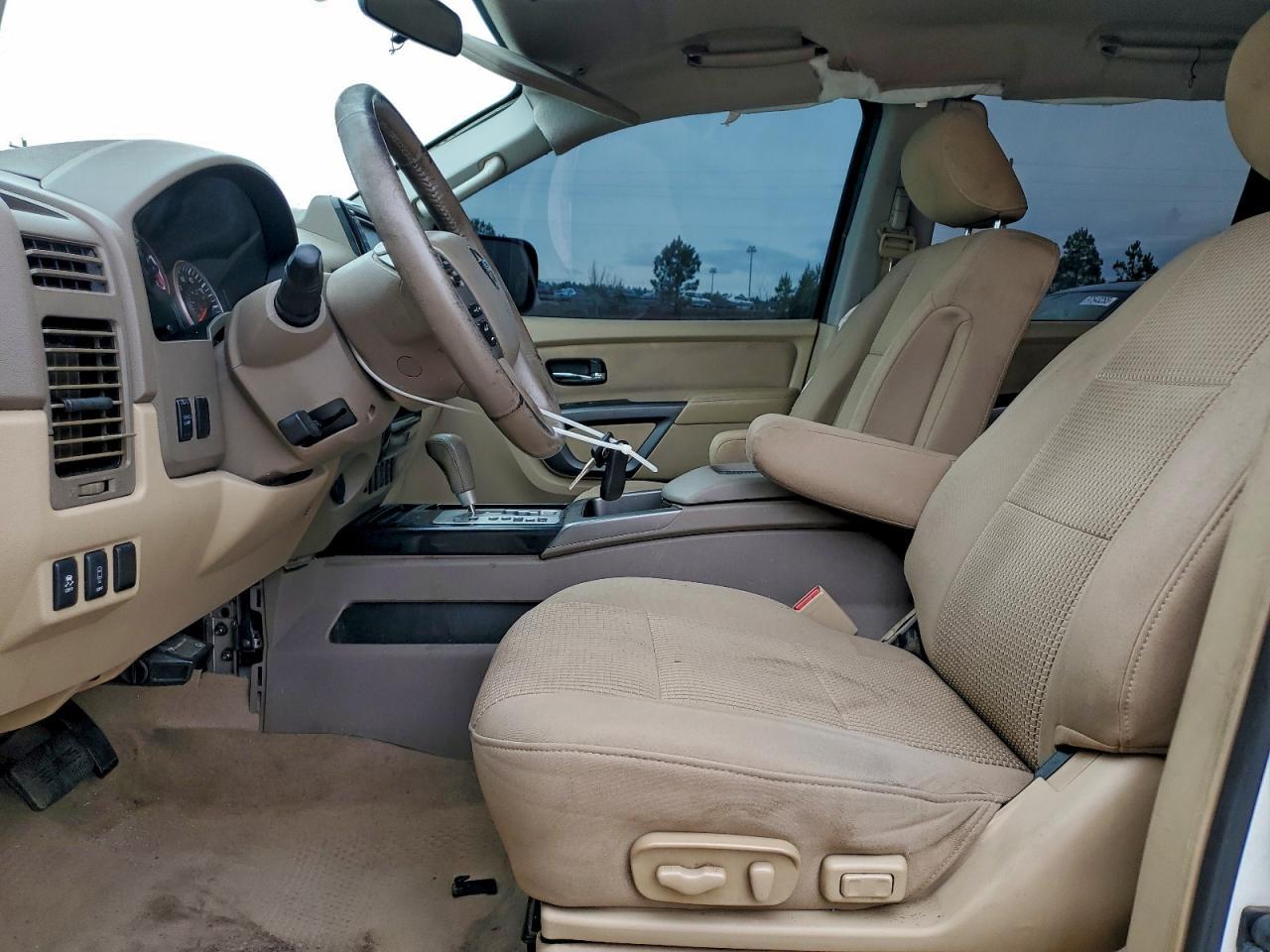 2015 Nissan Titan S - Фото 7