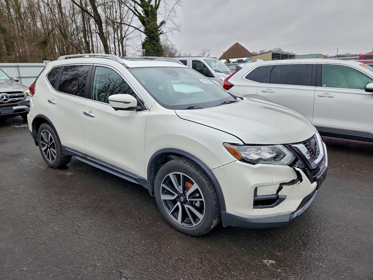 2020 Nissan Rogue S - Фото 4