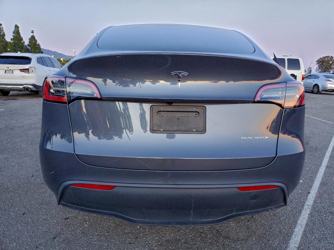 2023 Tesla Model Y - Фото 6