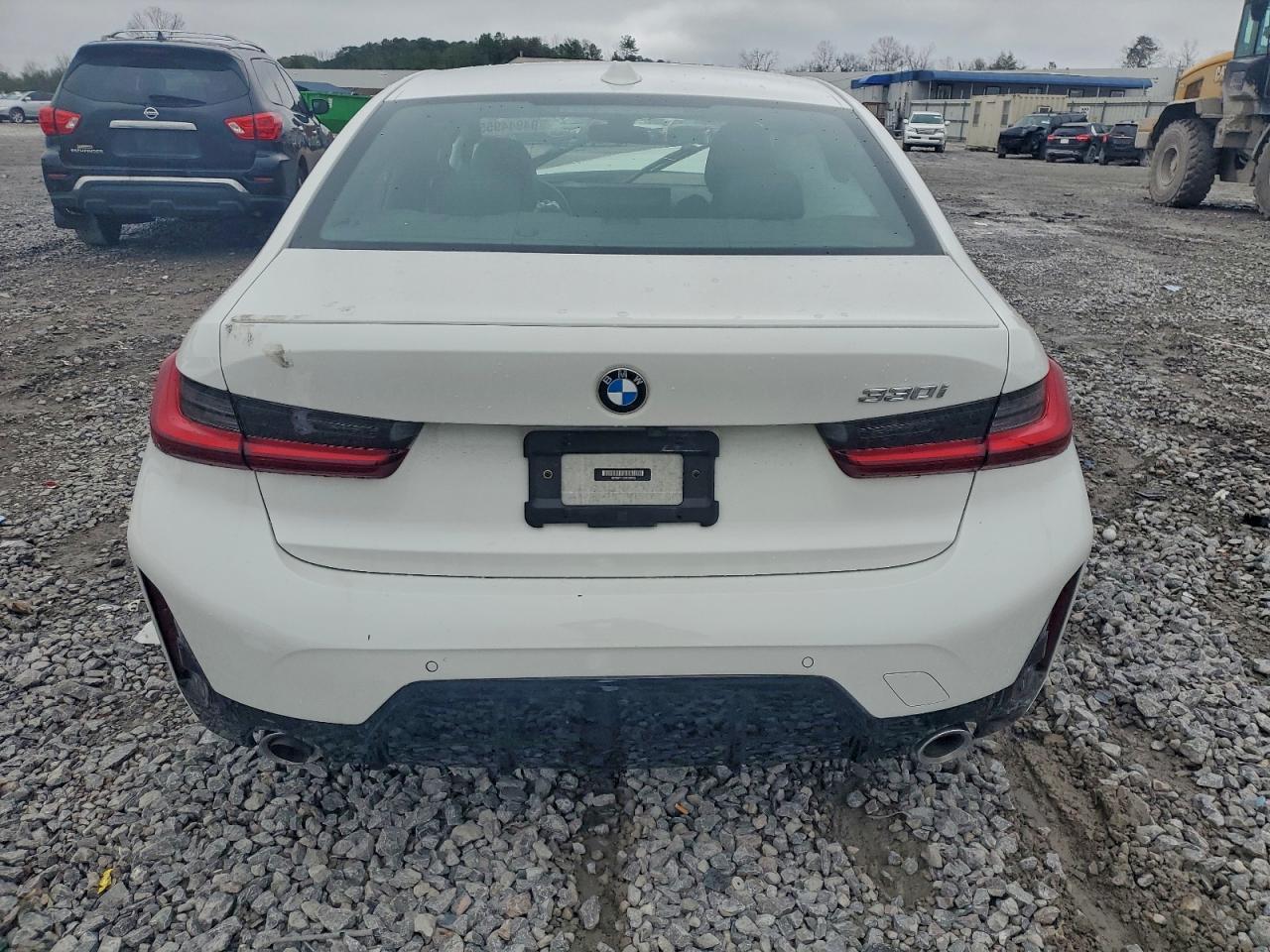 2023 BMW 330I - Image 6