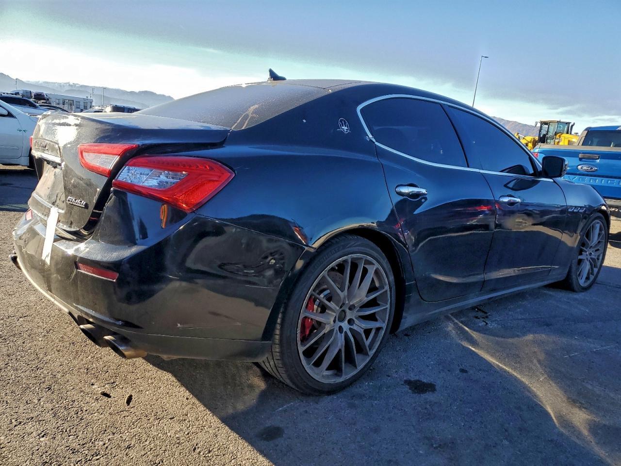 2015 Maserati Ghibli S - Image 3