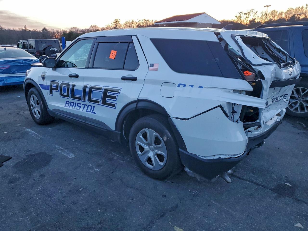 2023 Ford Explorer Police Interceptor - Image 2