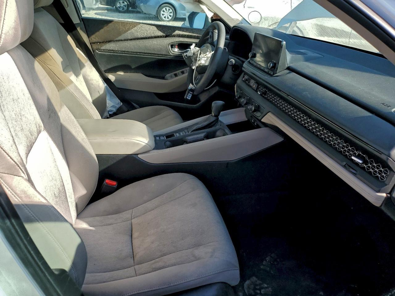 2023 Honda Accord Ex - Image 7