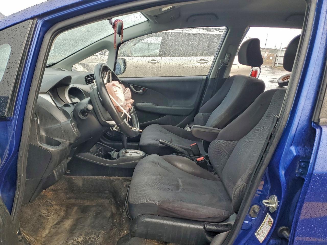 2010 Honda Fit - Image 7