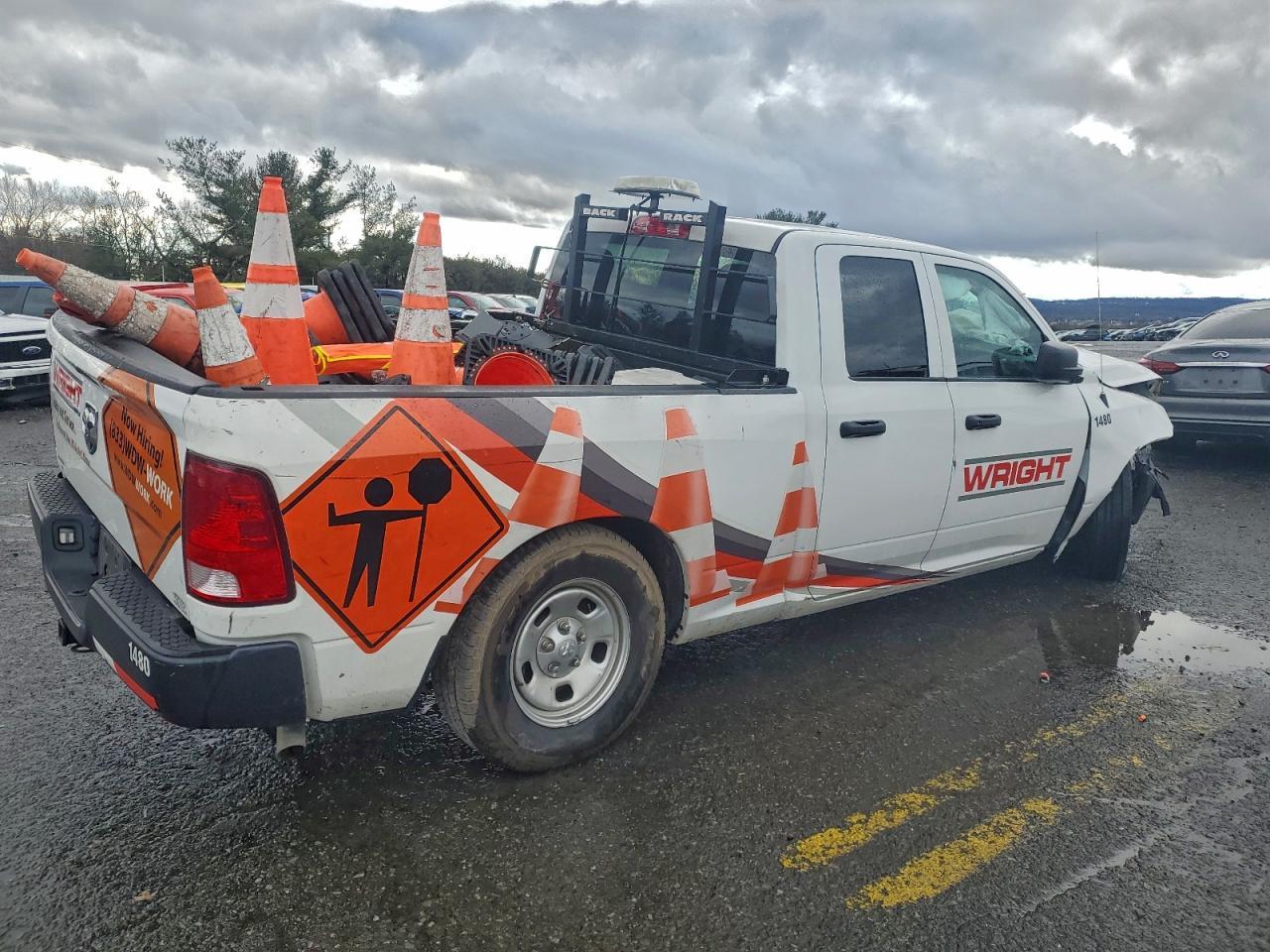 2022 Ram 1500 Classic Tradesman - Image 3