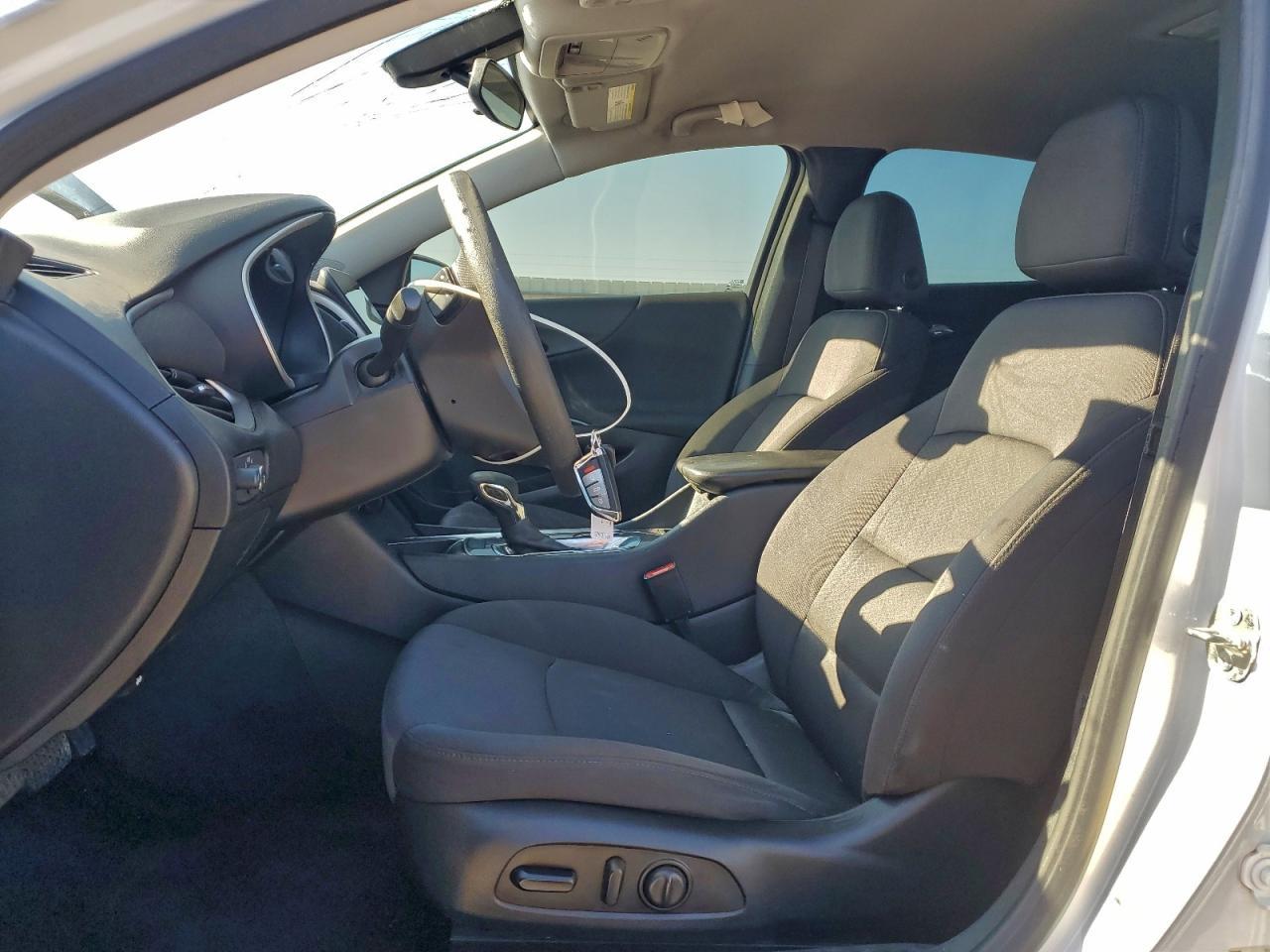 2021 Chevrolet Malibu Ls - Фото 7