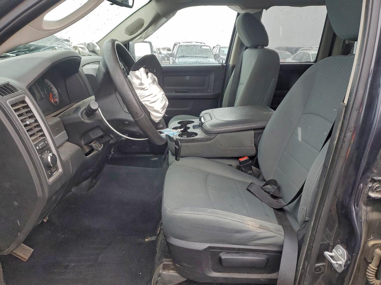 2016 Ram 1500 St - Image 7