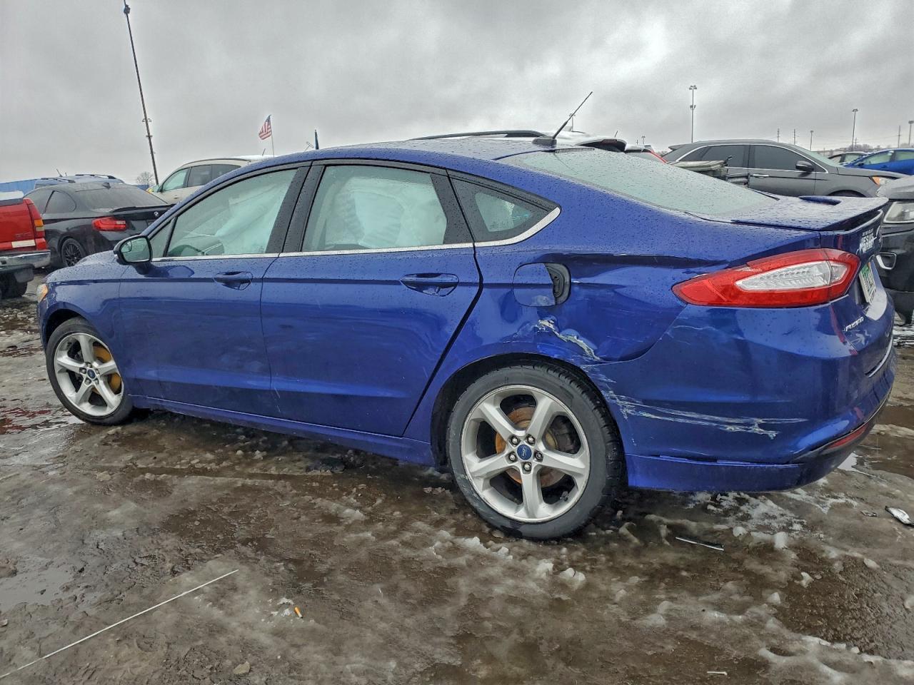 2014 Ford Fusion Se - Фото 2