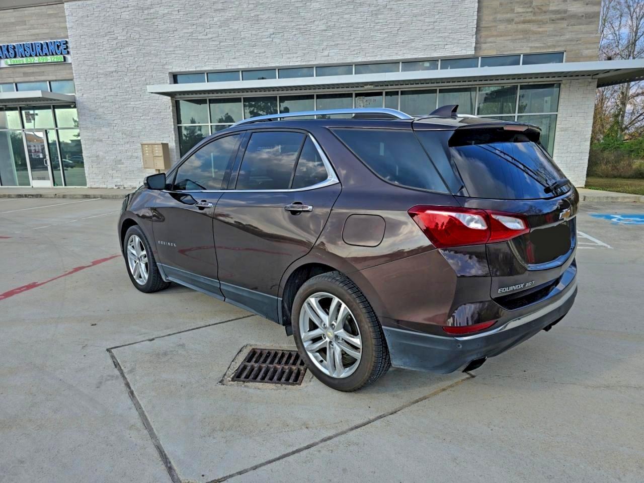 2020 Chevrolet Equinox Premier - Image 3