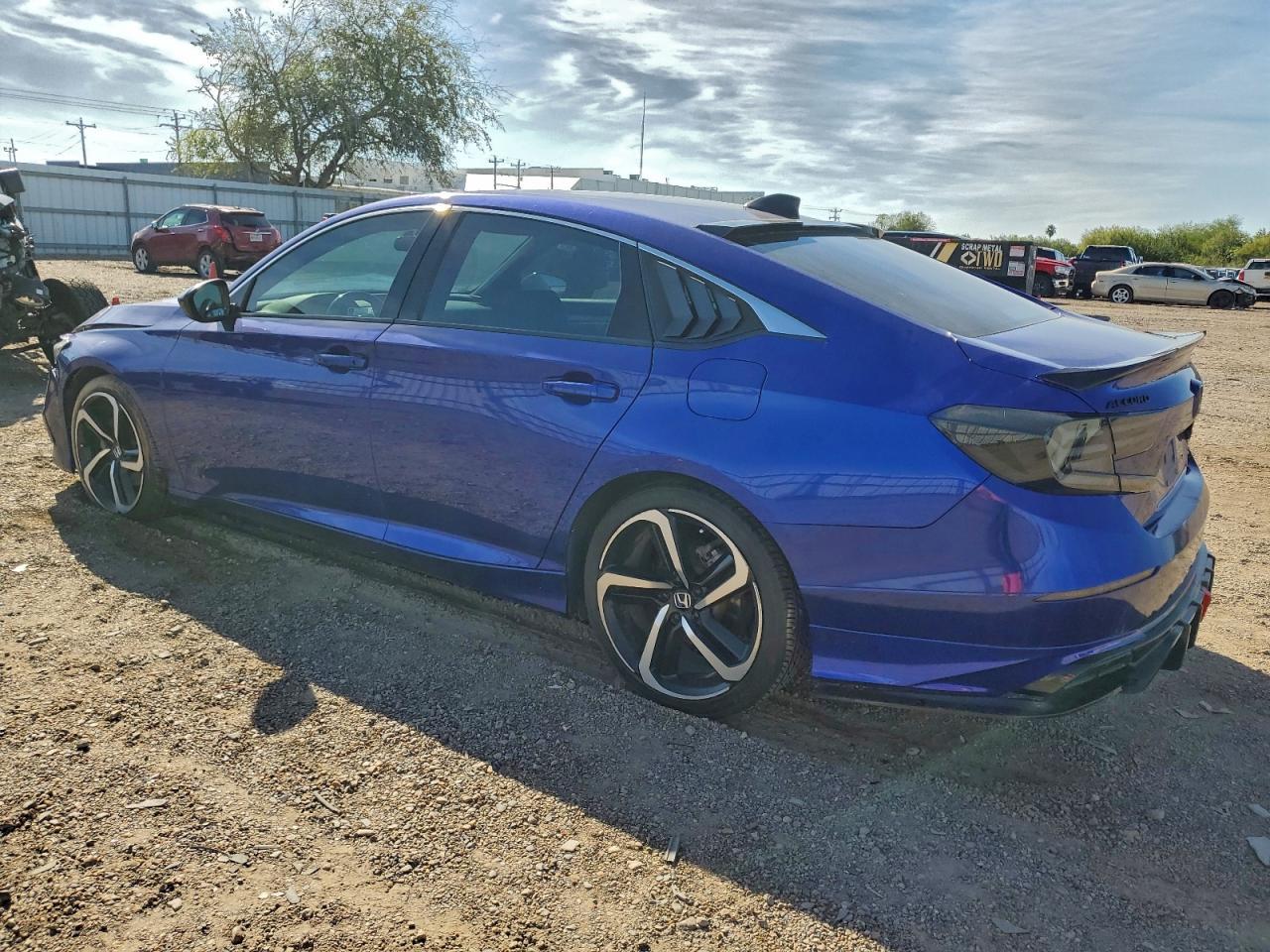 2021 Honda Accord Sport - Фото 2
