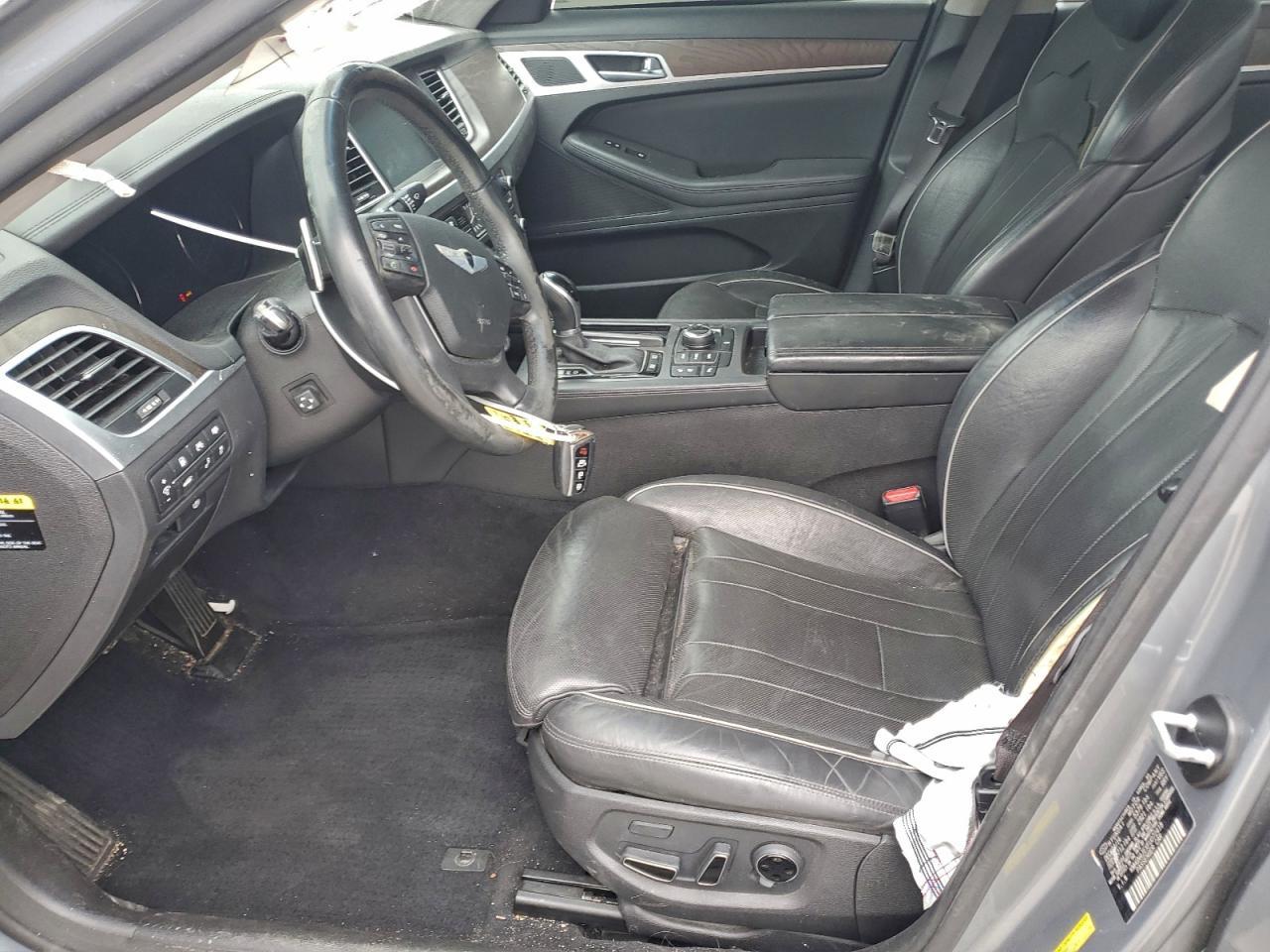 2015 Hyundai Genesis 3.8L - Фото 7