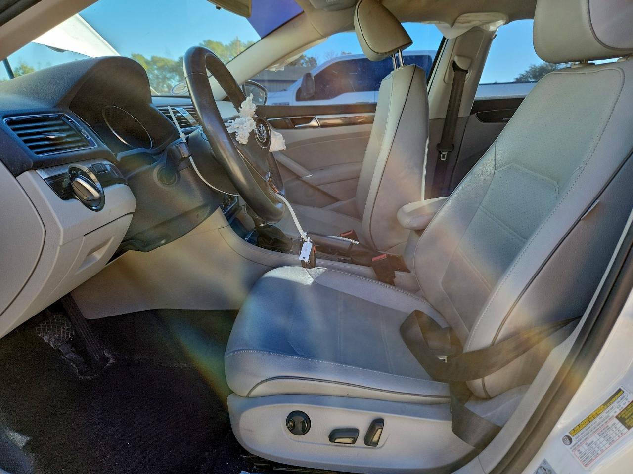 2018 Volkswagen Passat Se - Фото 7