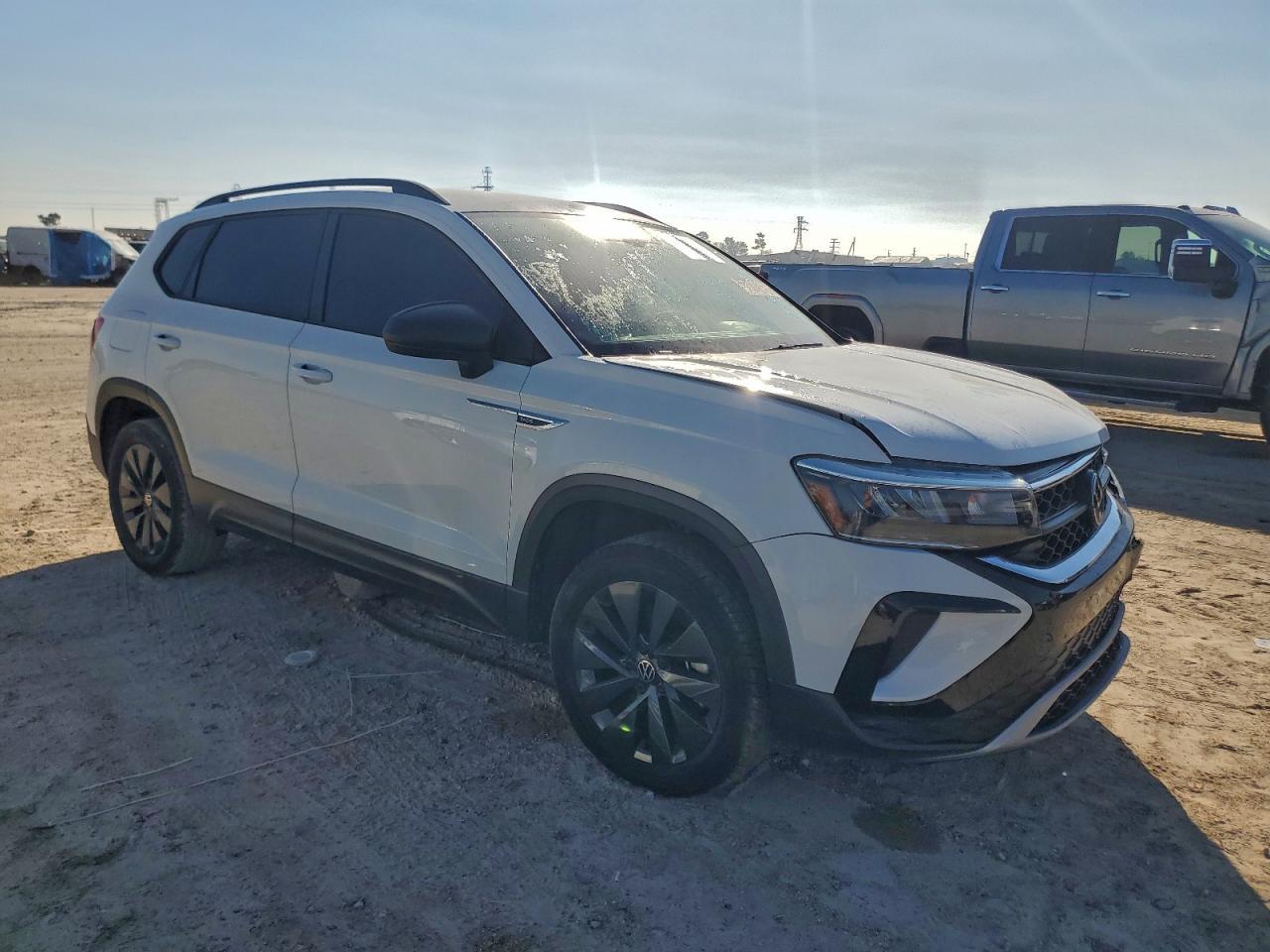 2024 Volkswagen Taos S - Фото 4