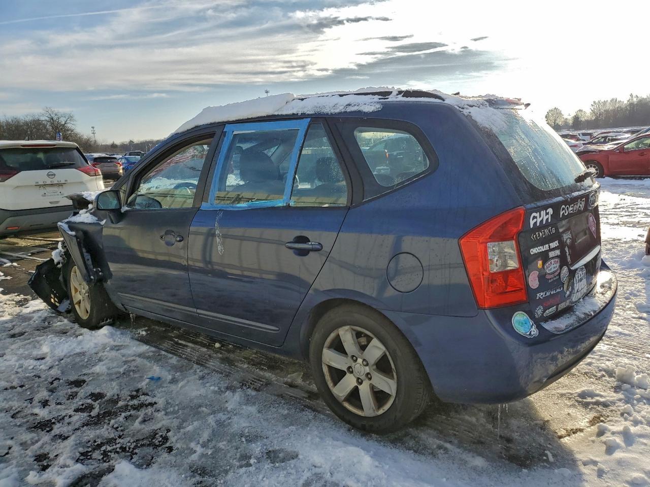 2008 Kia Rondo - Фото 2