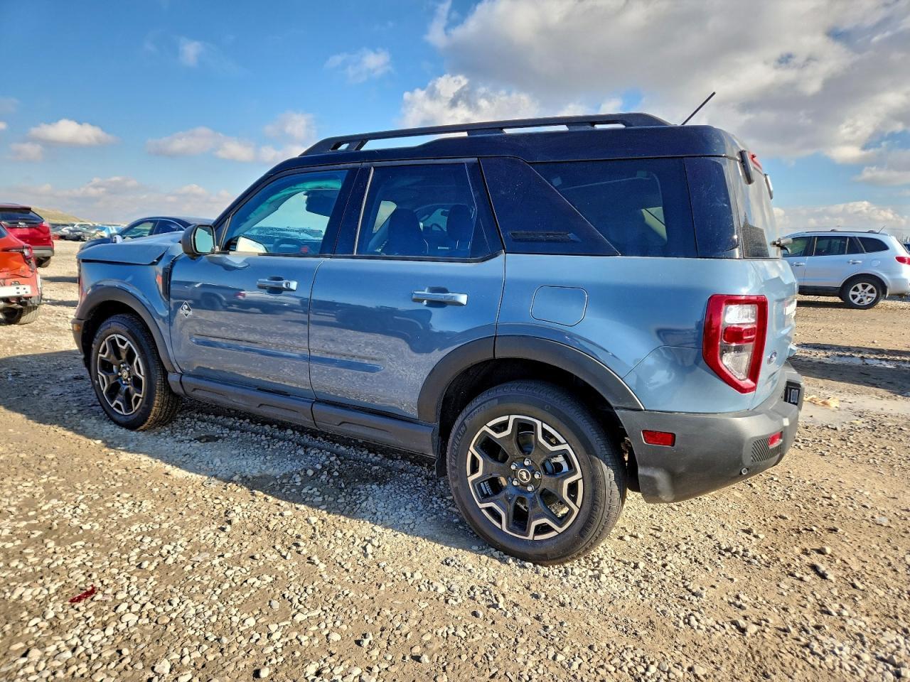 2025 Ford Bronco Sport Outer Banks - Image 2