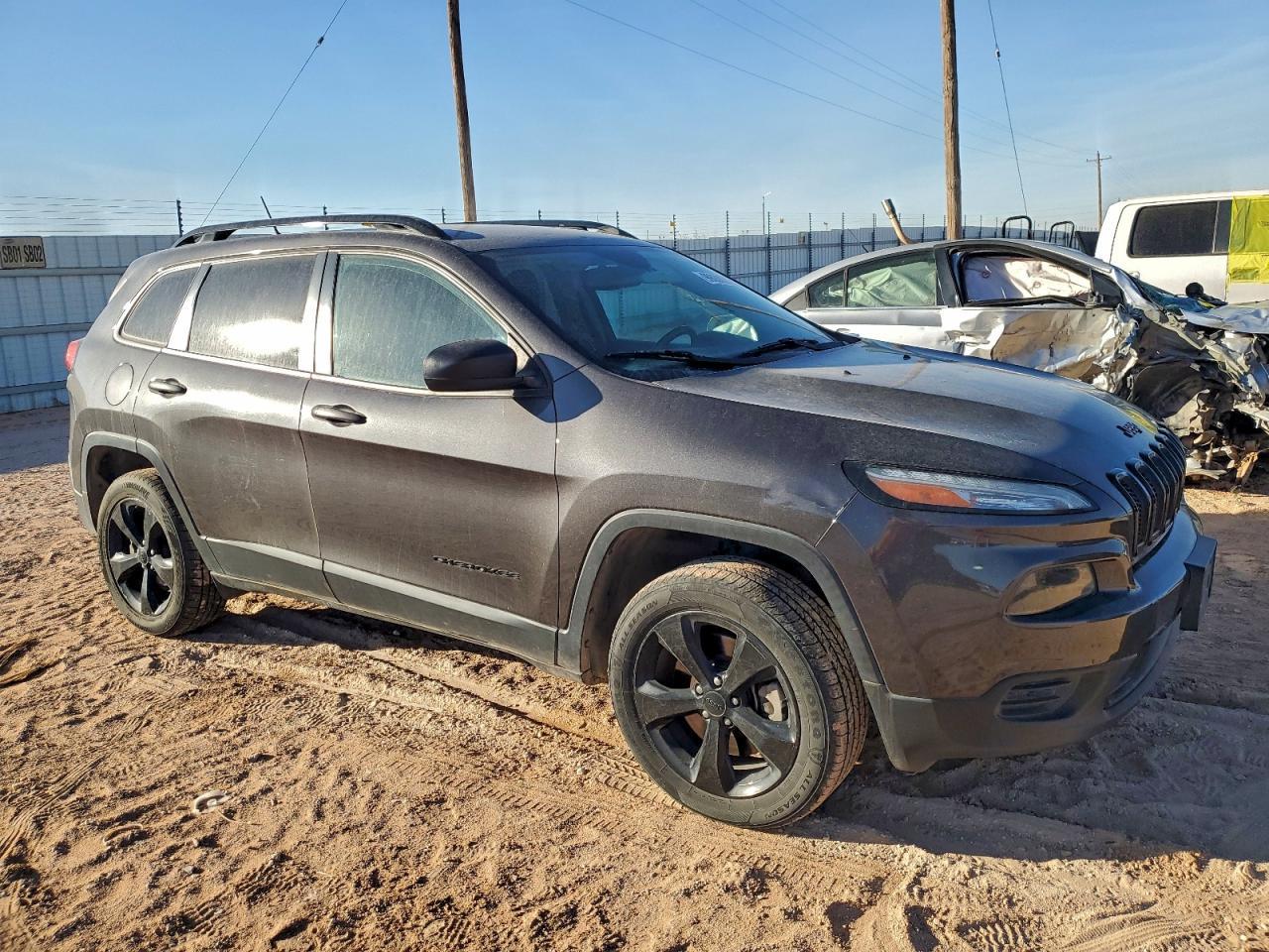 2017 Jeep Cherokee Sport - Image 4