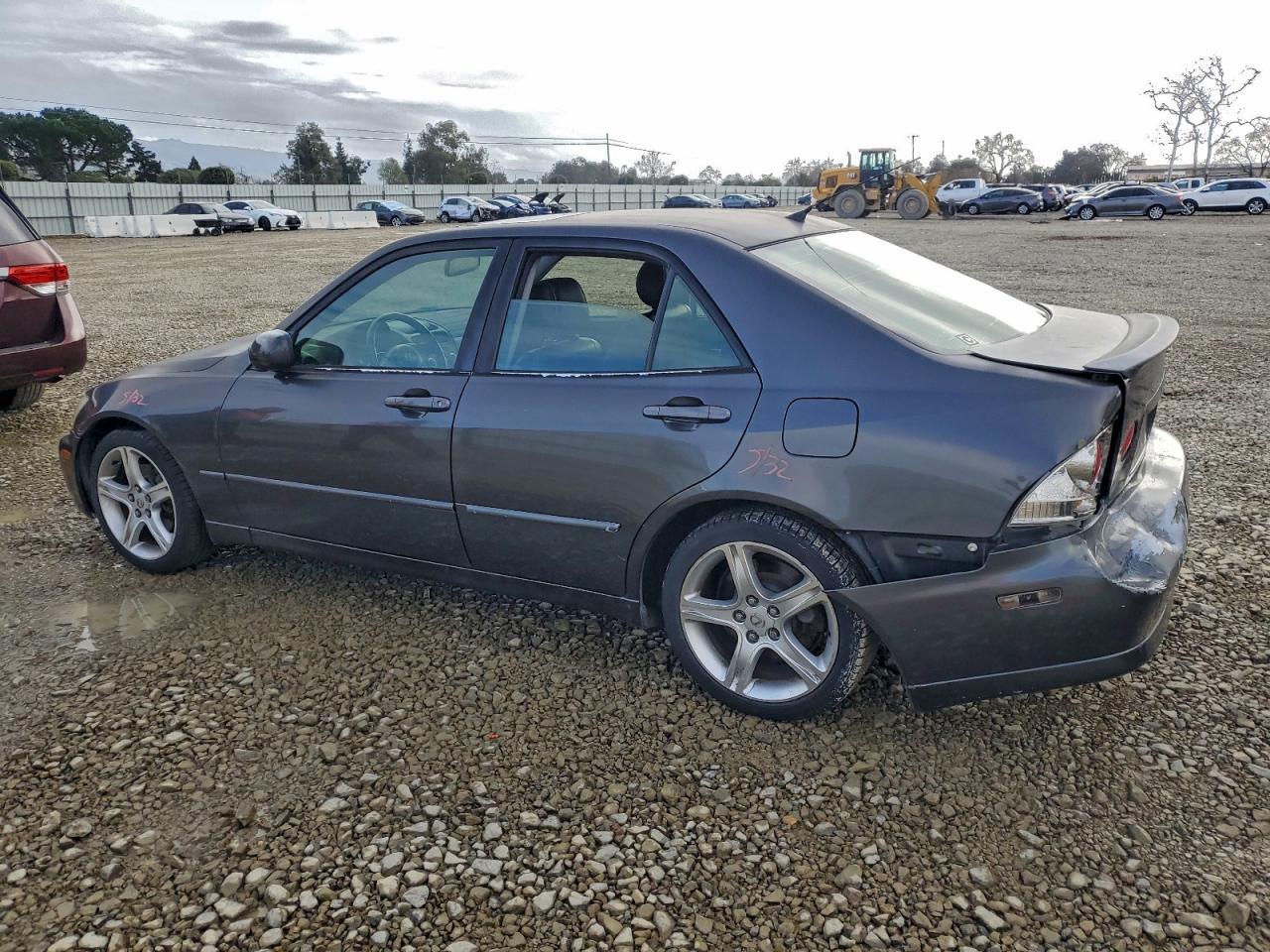 2005 Lexus Is 300 - Image 2