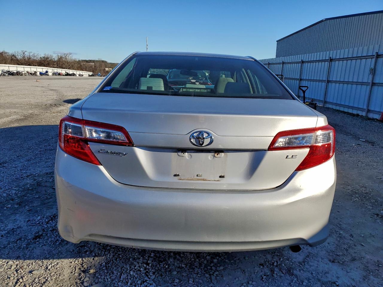 2013 Toyota Camry L - Фото 6