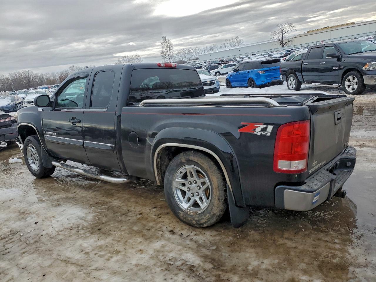 2008 GMC Sierra K1500 - Фото 2