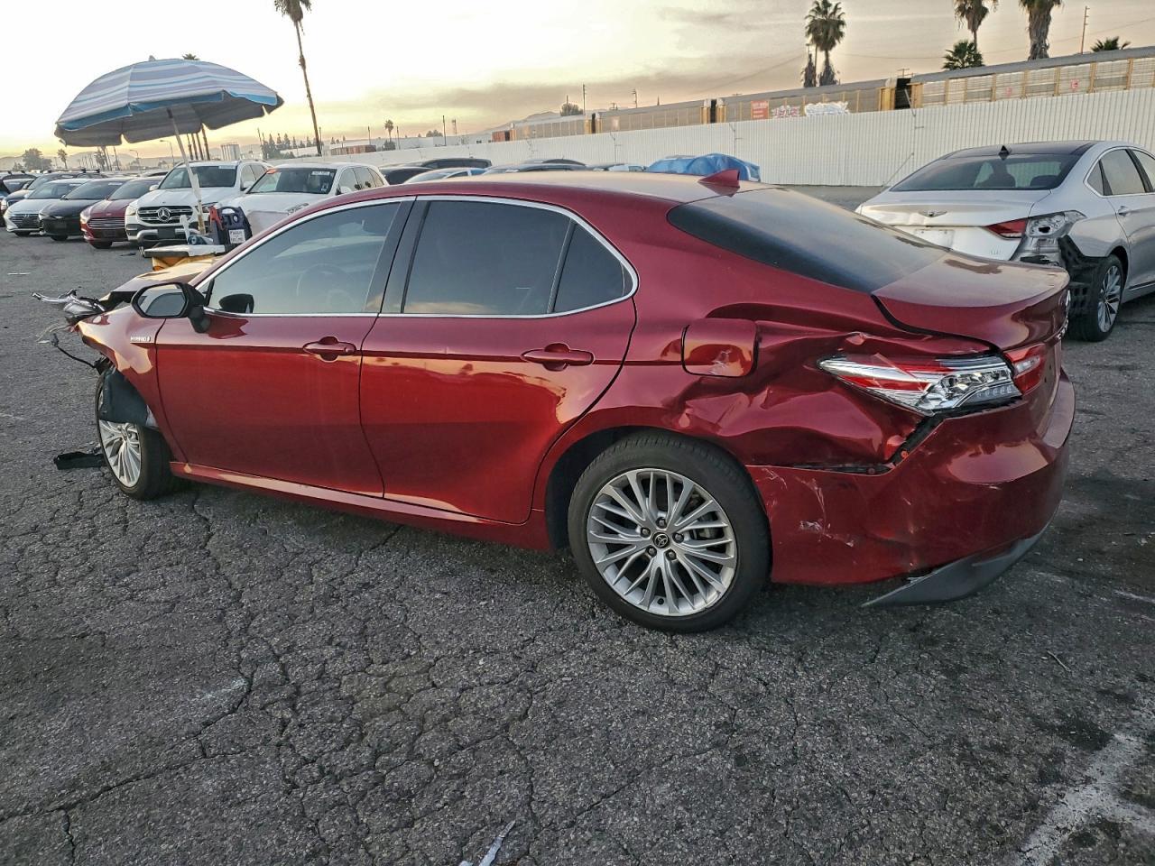2020 Toyota Camry Xle - Image 2