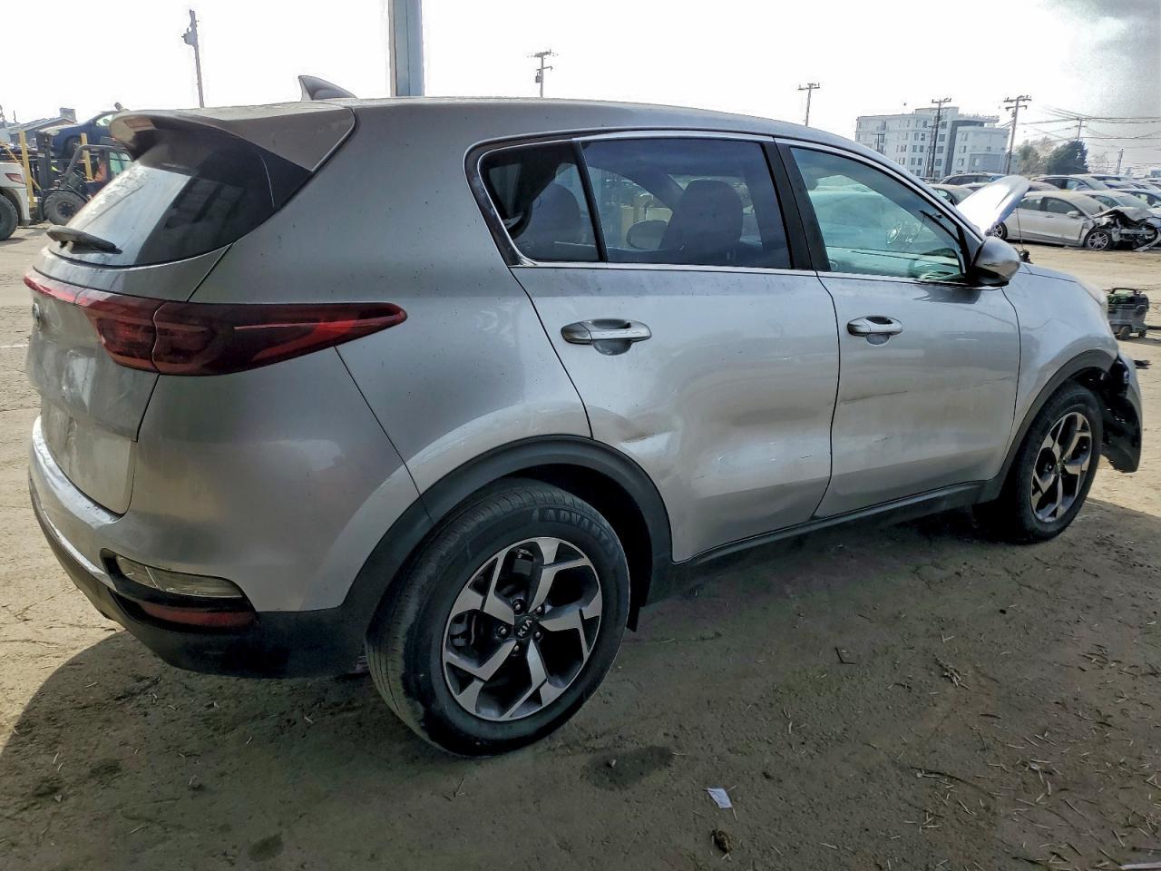 2020 Kia Sportage Lx - Image 3