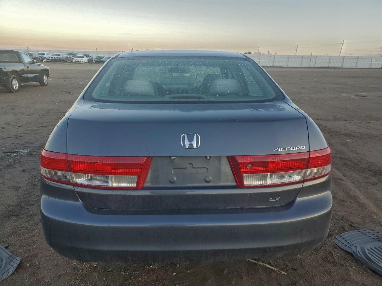 2004 Honda Accord Lx - Image 6