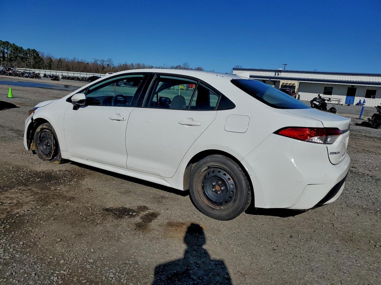 2022 Toyota Corolla Le - Фото 2
