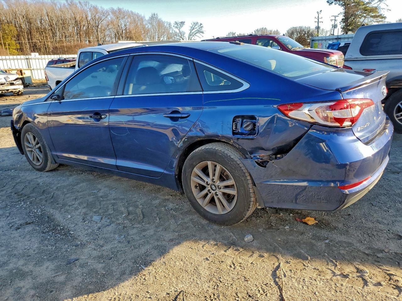 2015 Hyundai Sonata Se - Image 2