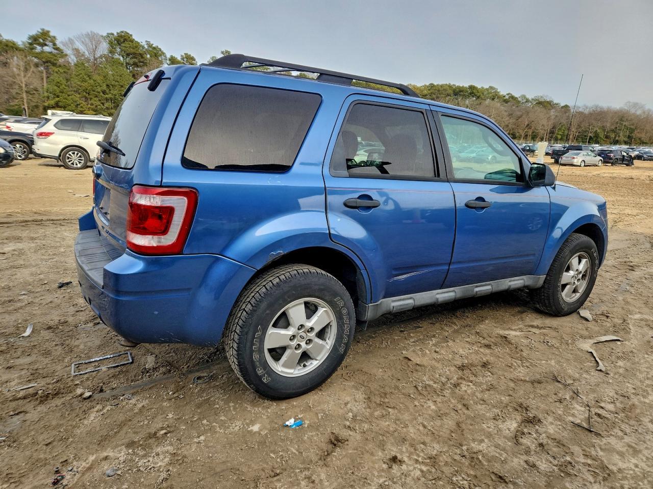 2010 Ford Escape Xlt - Фото 3