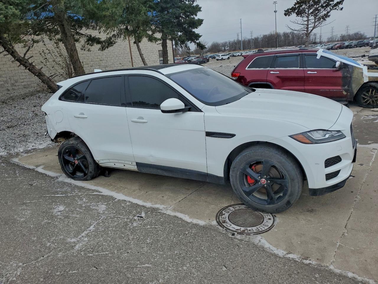 2019 Jaguar F-Pace Prestige - Image 4
