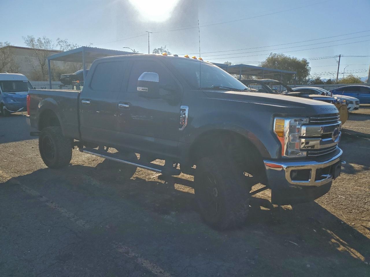 2017 Ford F250 Super Duty - Image 4