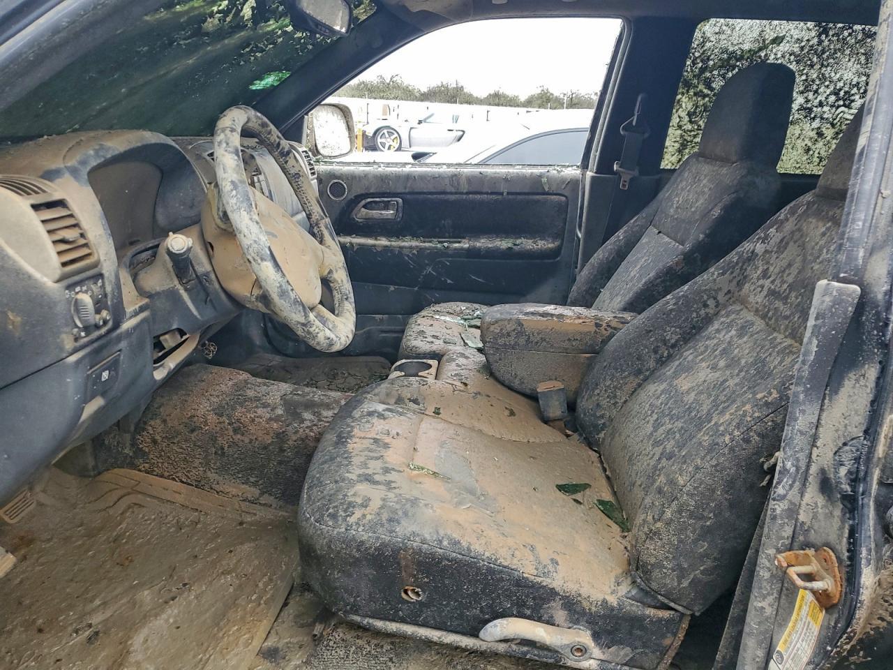 2008 Chev Colorado - Image 7