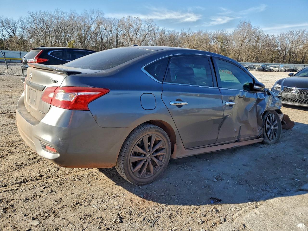 2018 Niss Sentra Sr - Image 3
