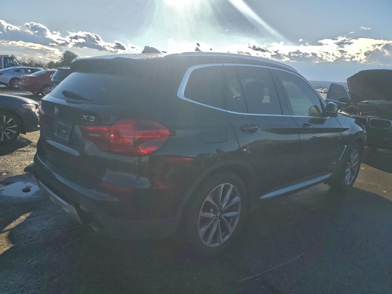 2018 BMW X3 xDrive30I - Фото 3