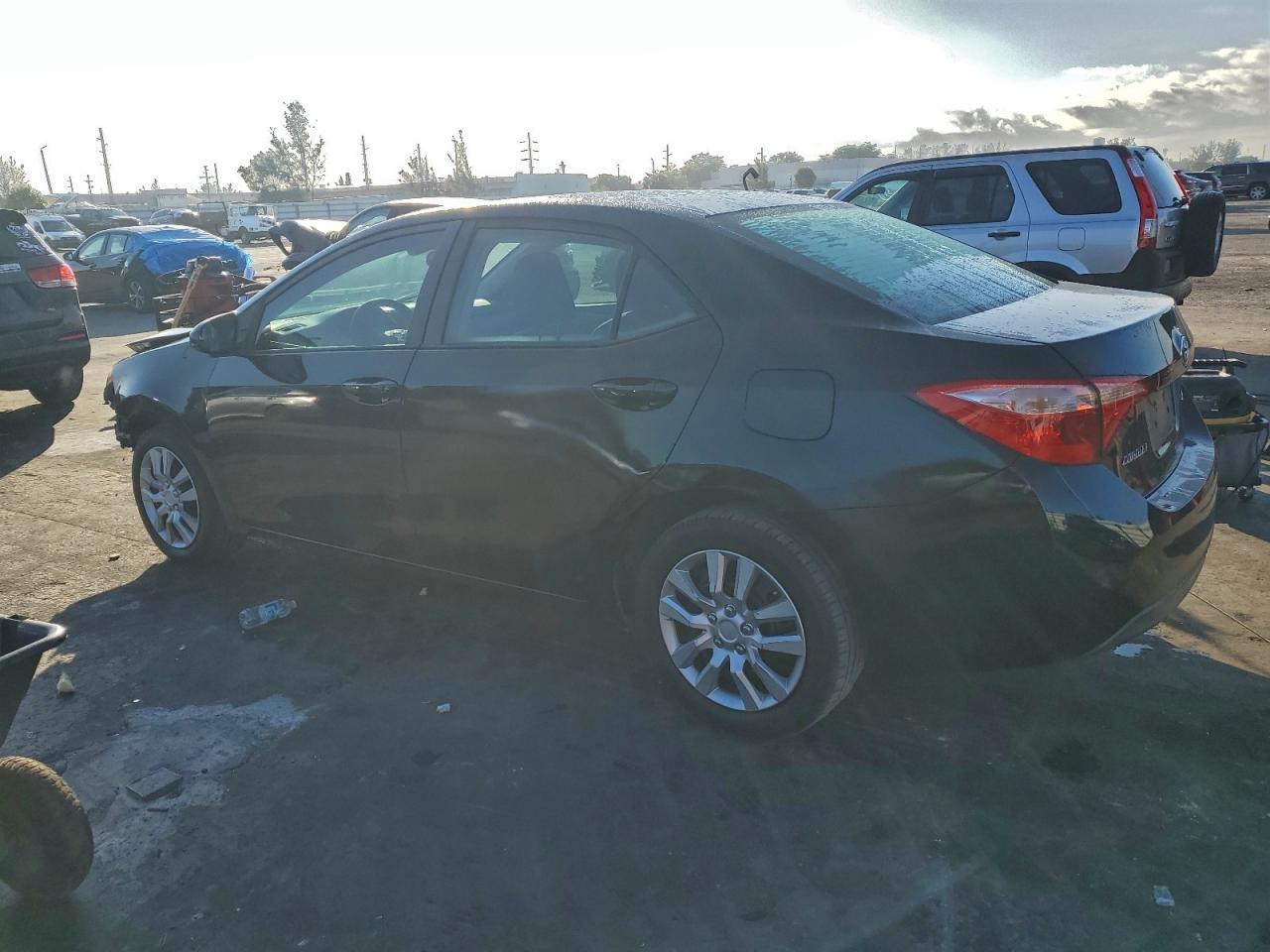 2018 Toyota Corolla L - Фото 2