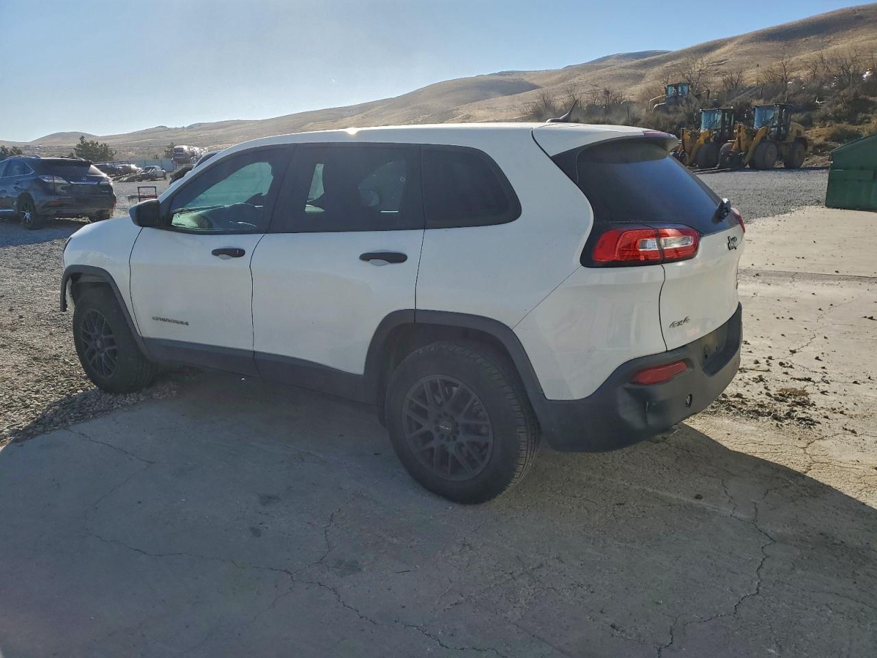 2017 Jeep Cherokee Sport - Фото 2