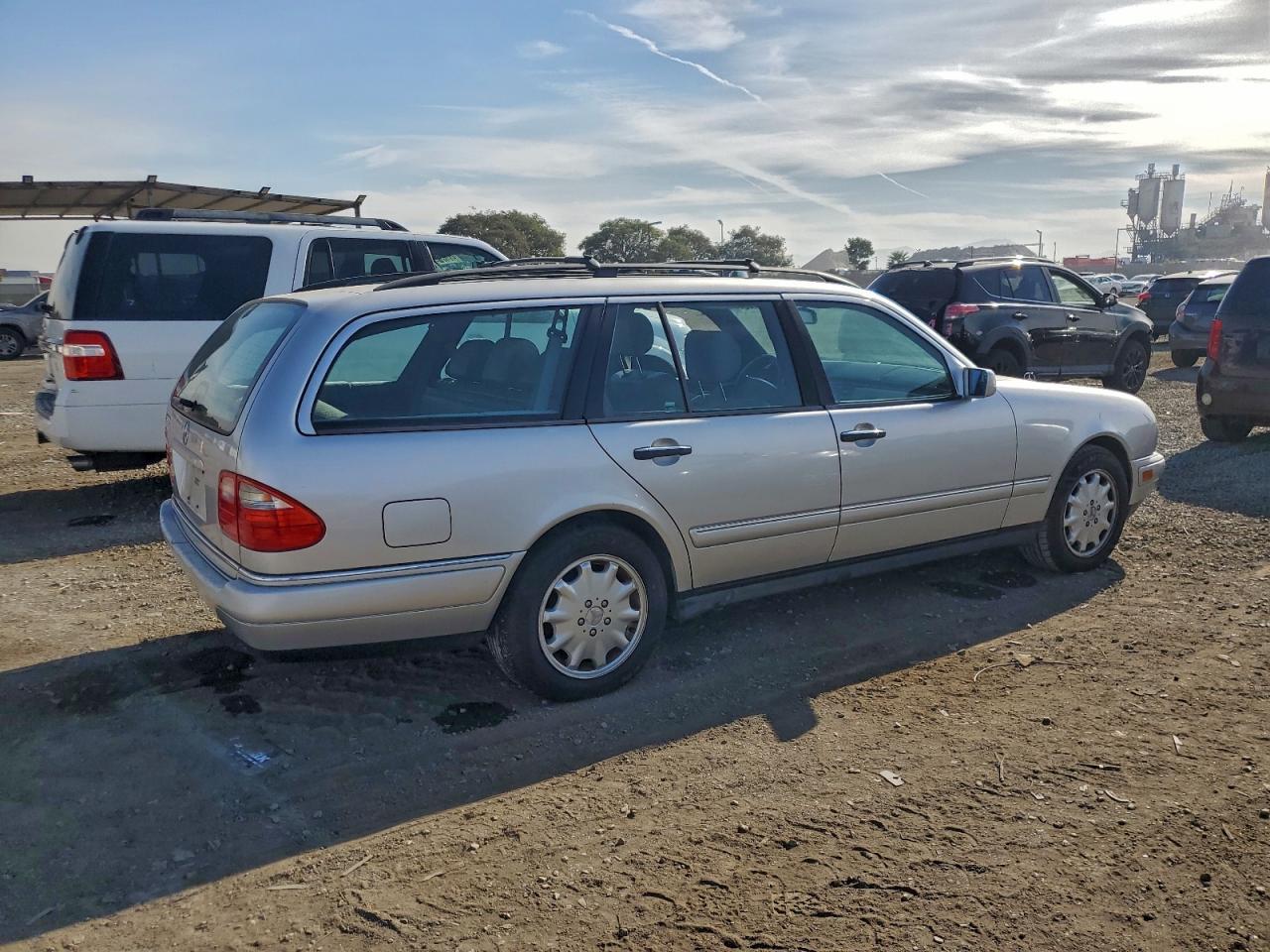 1998 Mercedes-Benz E 320 - Фото 3
