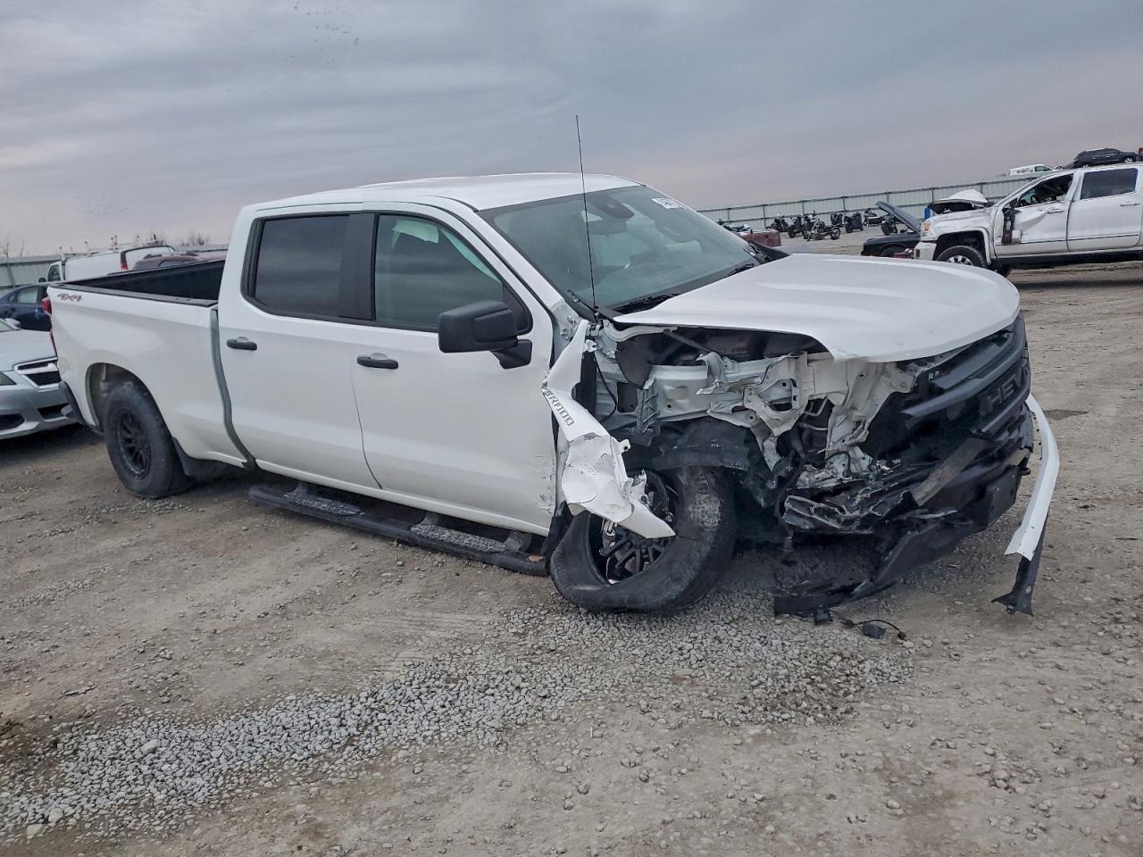 2023 Chevrolet Silverado K1500 - Image 4