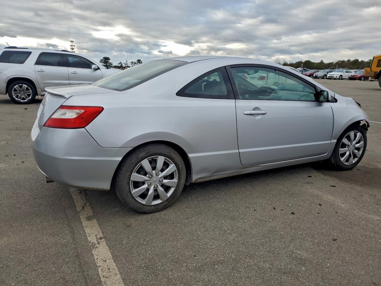 2009 Honda Civic Lx - Фото 3