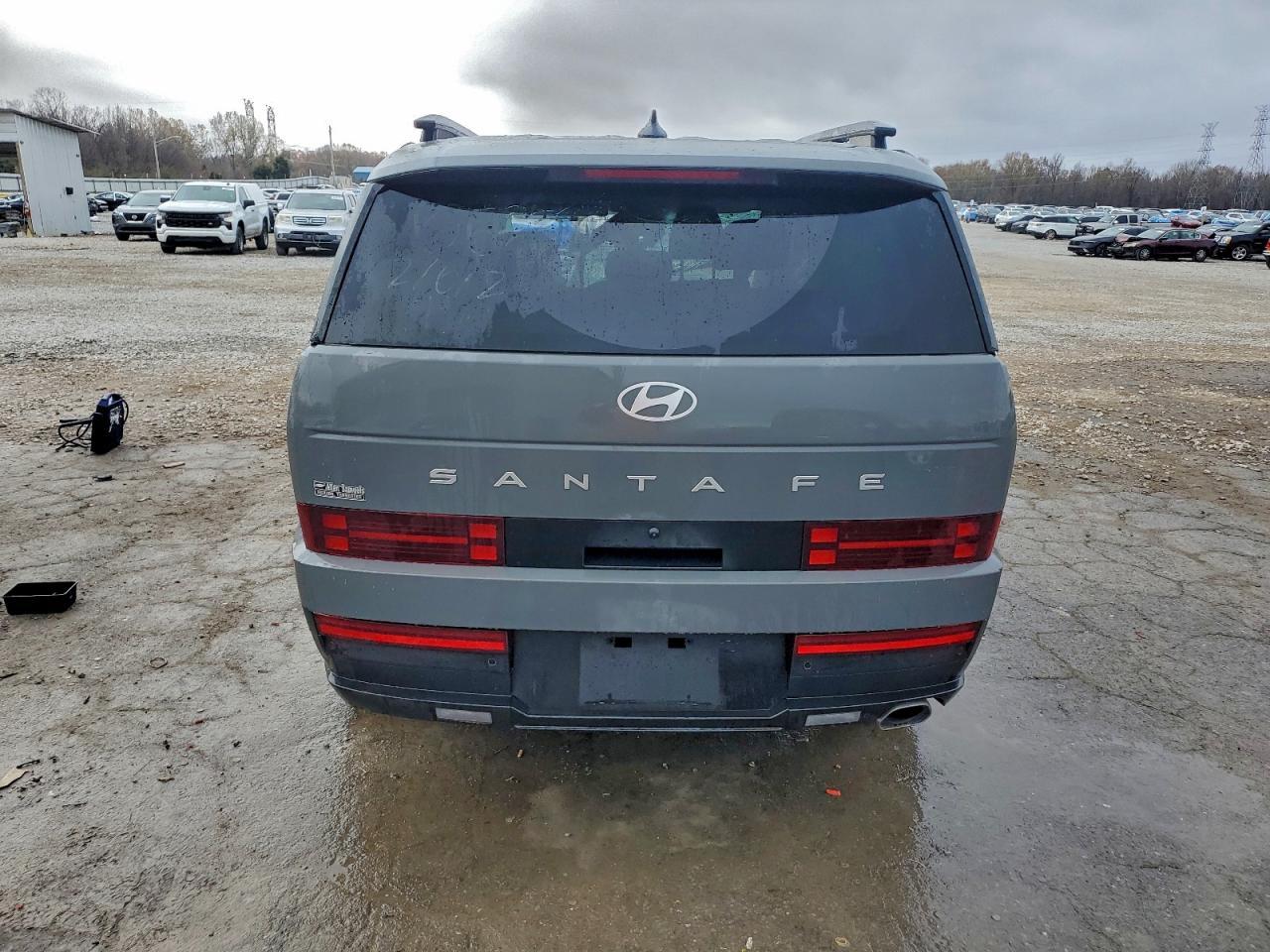 2025 Hyundai Santa Fe Sel - Image 6