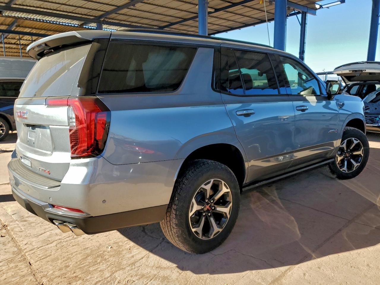 2026 GMC Yukon At4 - Фото 3