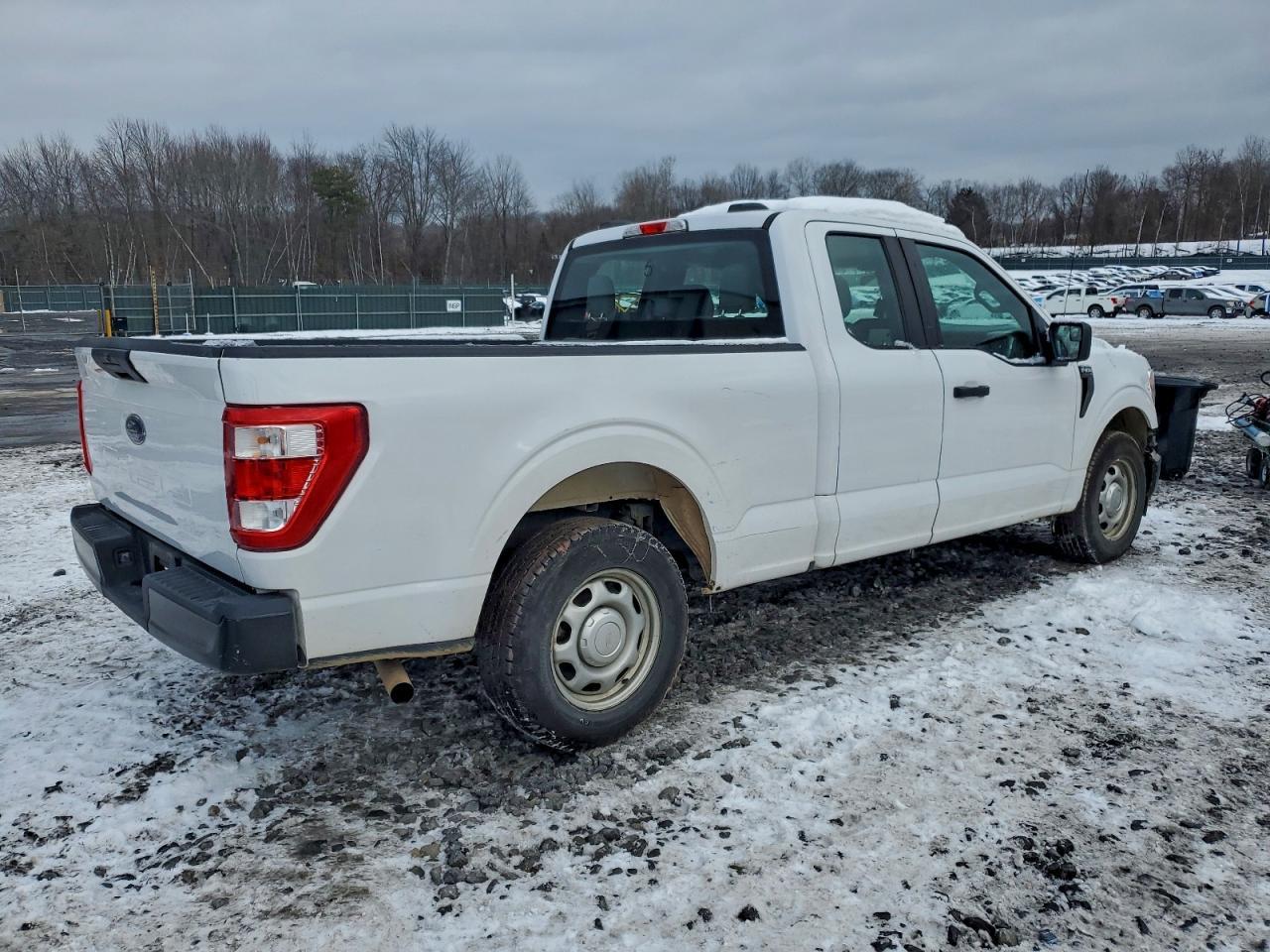 2021 Ford F150 Super Cab - Фото 3