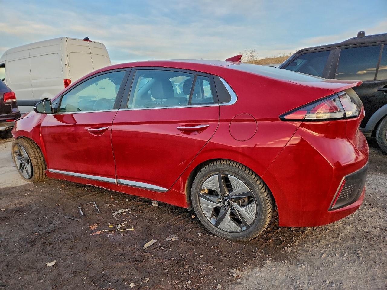 2022 Hyundai Ioniq Limited - Фото 2