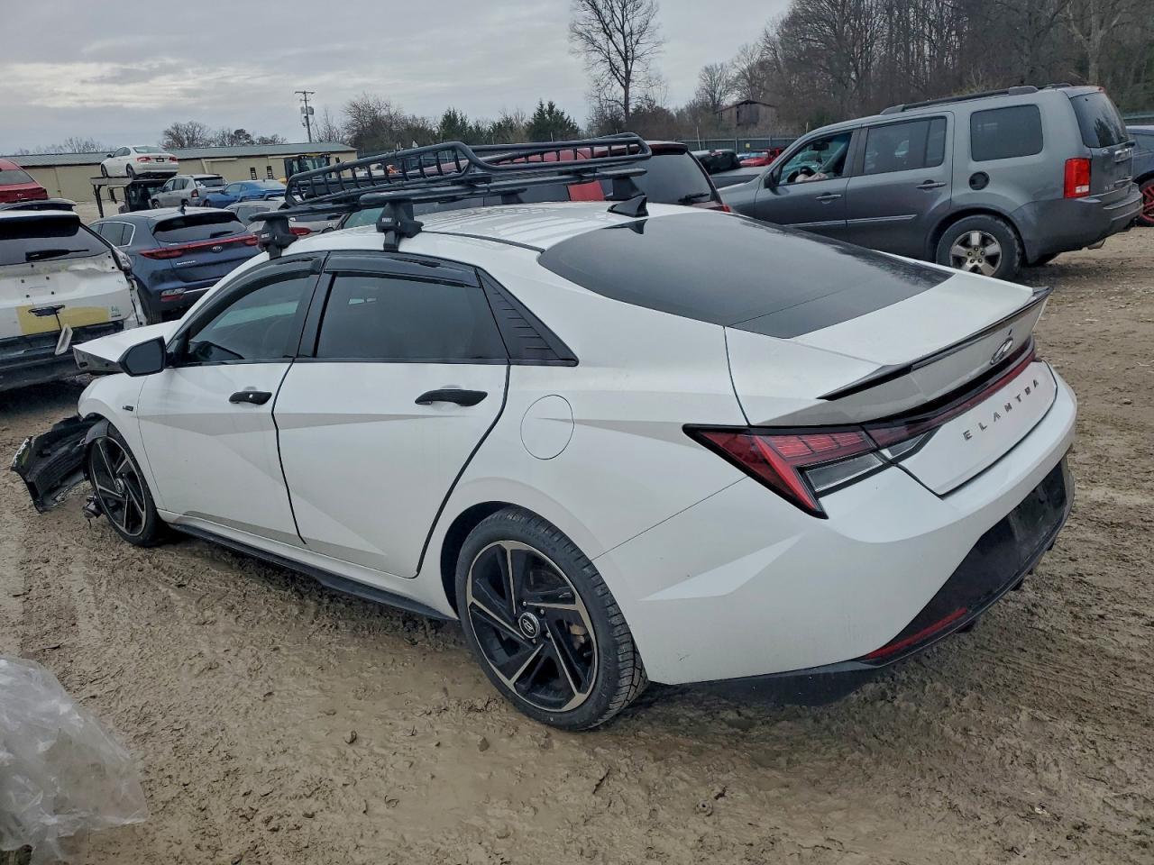 2022 Hyundai Elantra N Line - Image 2