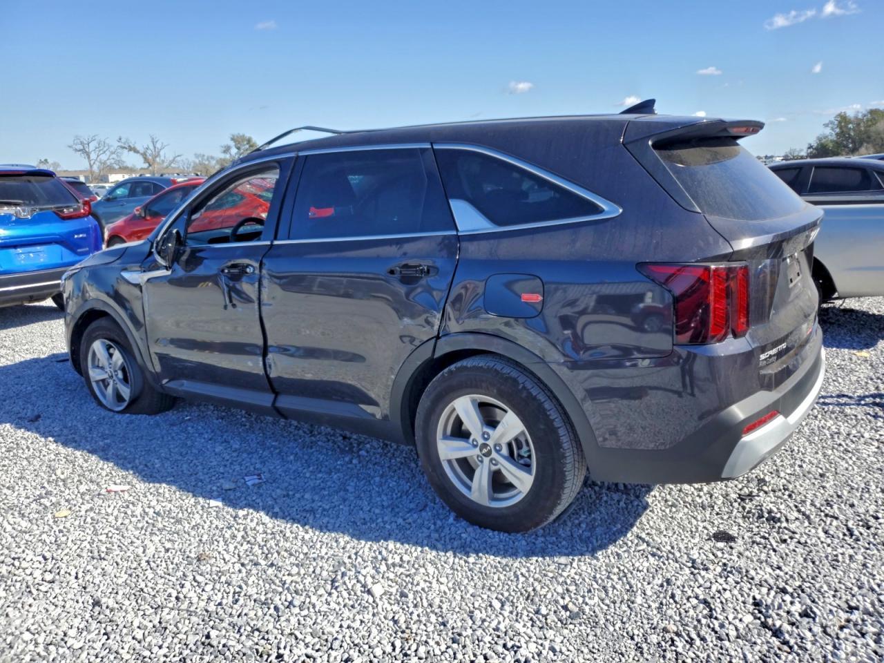 2026 Kia Sorento Lx - Image 2