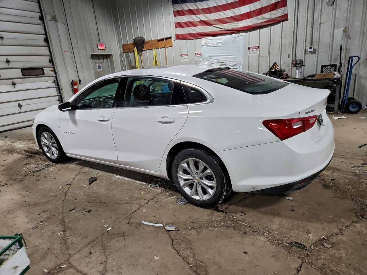 2024 Chevrolet Malibu Lt - Фото 2