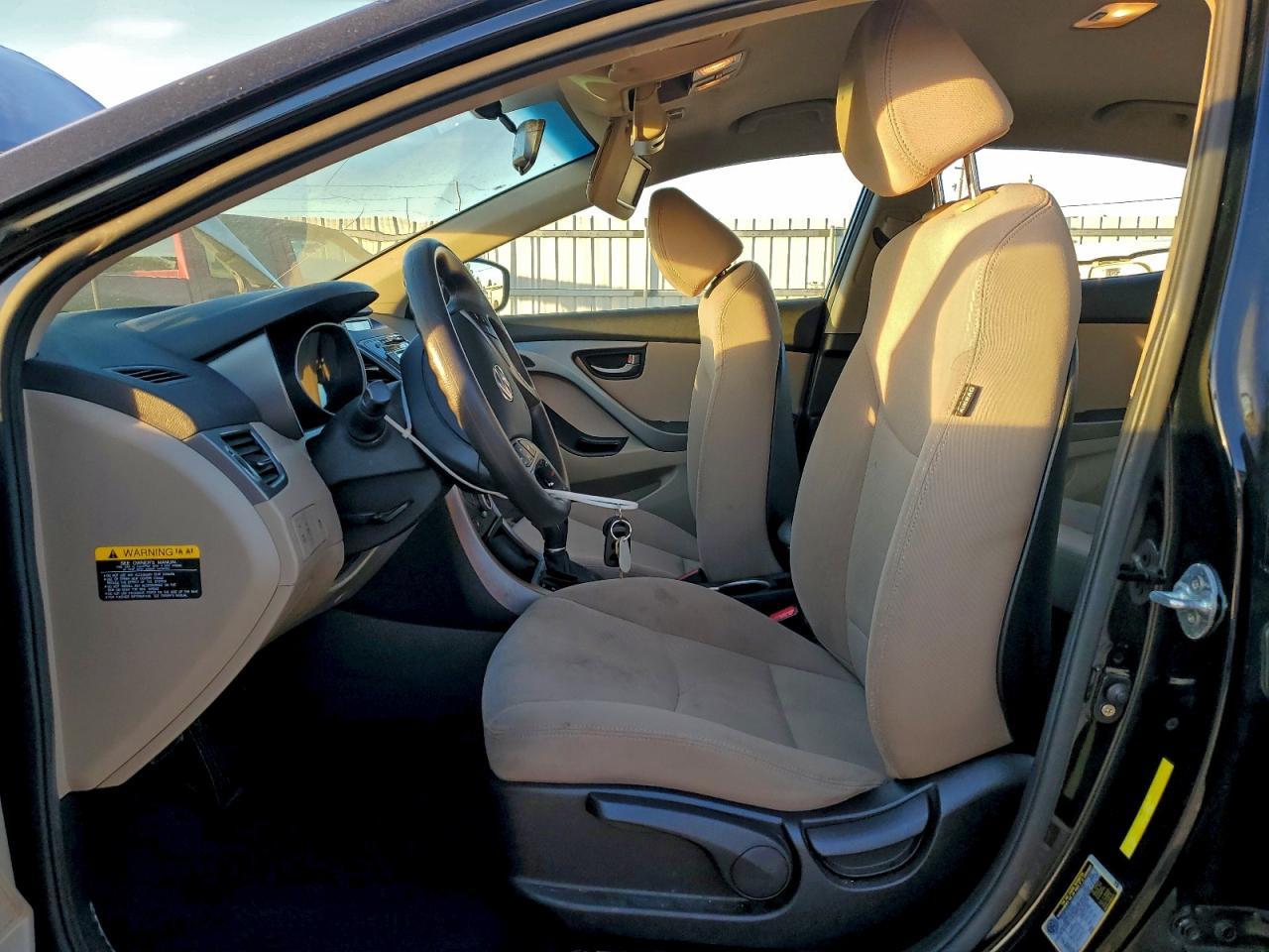 2014 Hyundai Elantra Se - Image 7