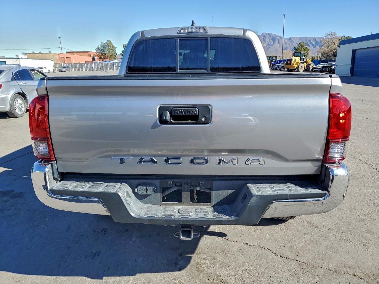 2021 Toyota Tacoma Double Cab - Image 6