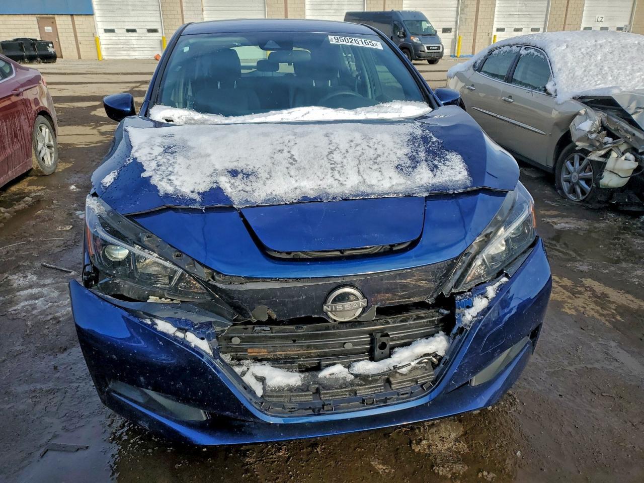 2023 Nissan Leaf S - Image 5