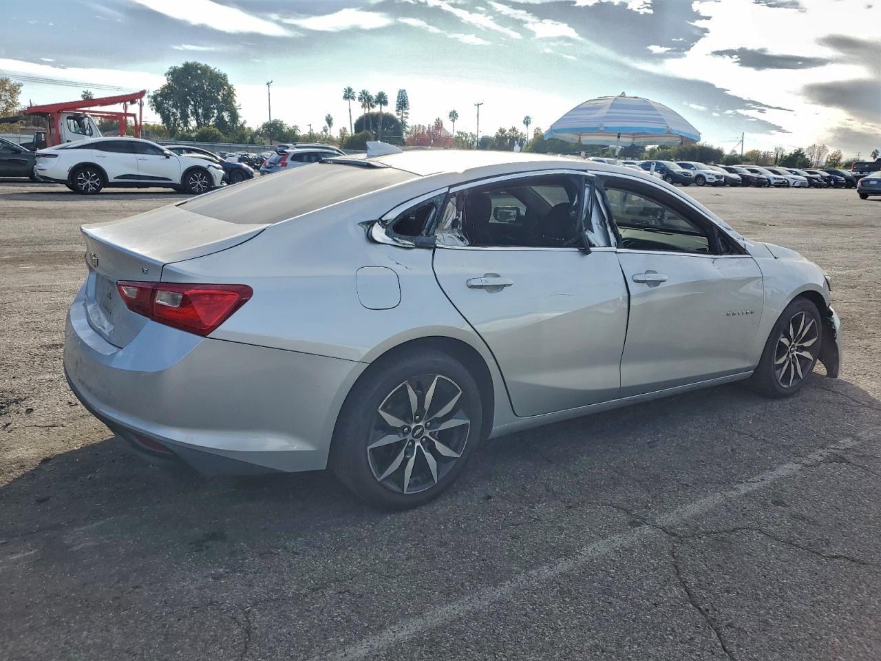 2018 Chevrolet Malibu Lt - Фото 3